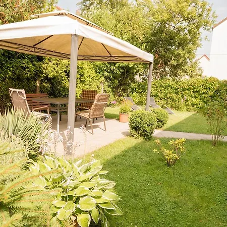 Apartment Ferienwohnung Dahlenwarsleben